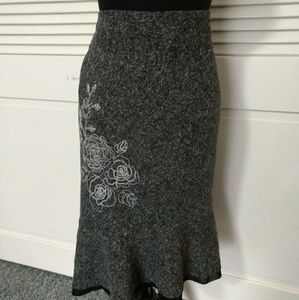 Cute gray skirt